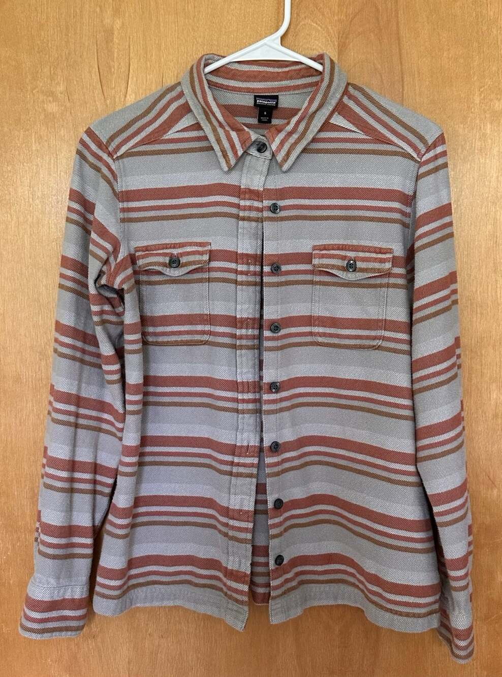 Patagonia Women's Long-Sleeved Fjord Flannel Shirt in Multi-Gray/Rust Stripe Org